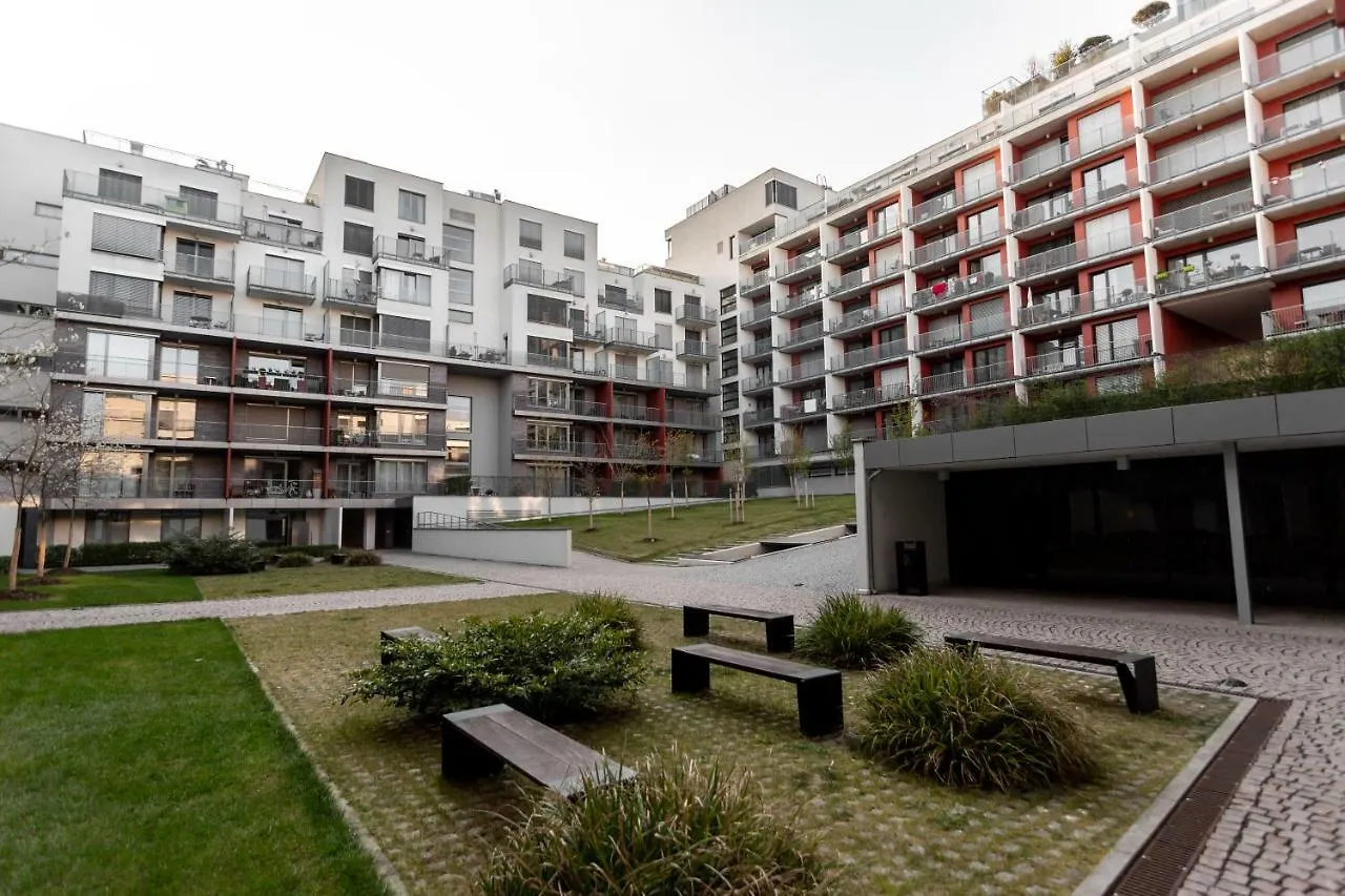 Prague Days - Family 2Bdr Apt - Garage Parking - Balcony